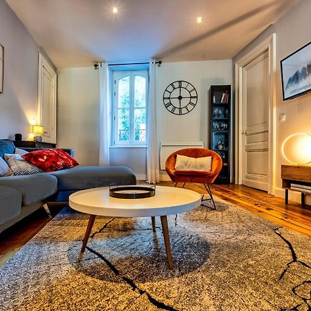 Ferienwohnung Au Dessus Des Toits Cauterets Exterior foto